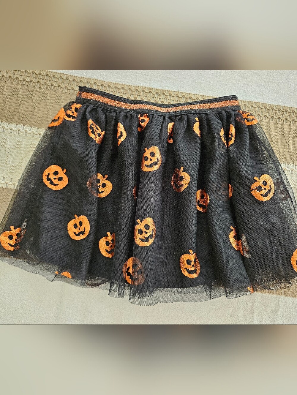 Celebrate Halloween Black Tulle Skirt with Orange Metallic Pumpkins Size 6-6X - Picture 4 of 4